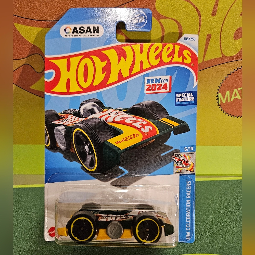 HotWheels Flippin Fast Collector Car - Black and Yellow